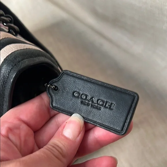 COACH Parker with Multicolor Striped Quilting Women's Bag - Picture 2 of 8